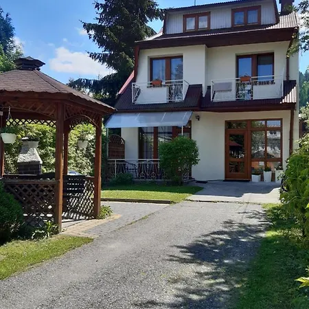 Wynajem Pokoi Halina Stolowska * Kroscienko nad Dunajcem