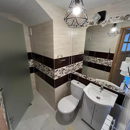 Wynajem Pokoi Halina Stolowska Penzion 3*